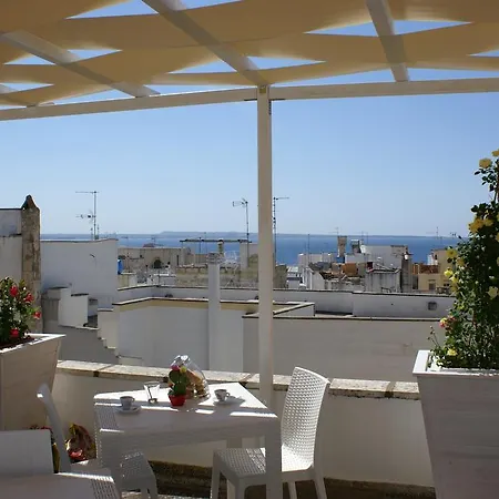 Bed & Breakfast B&B Dimora Muzio And Restaurant 3*