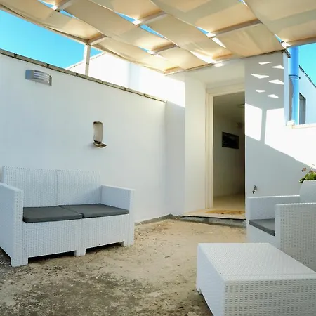 Dimora Muzio And Restaurant فندق مبيت وإفطار 2*