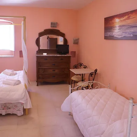 Dimora Muzio And Restaurant فندق مبيت وإفطار 2*