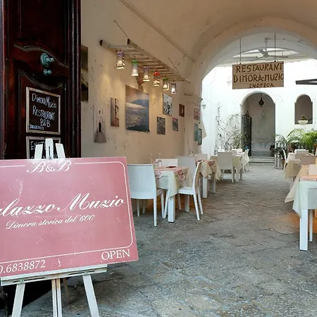 Dimora Muzio And Restaurant فندق مبيت وإفطار غالّيبولي