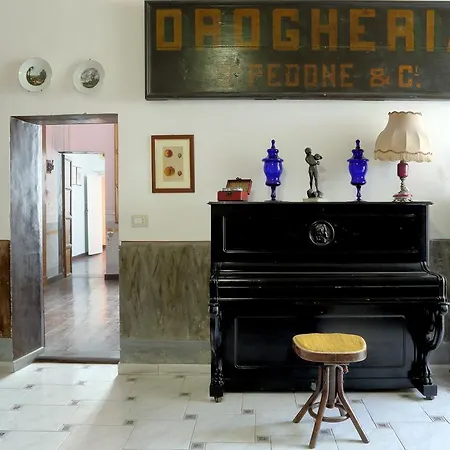 فندق مبيت وإفطار Dimora Muzio And Restaurant 3*