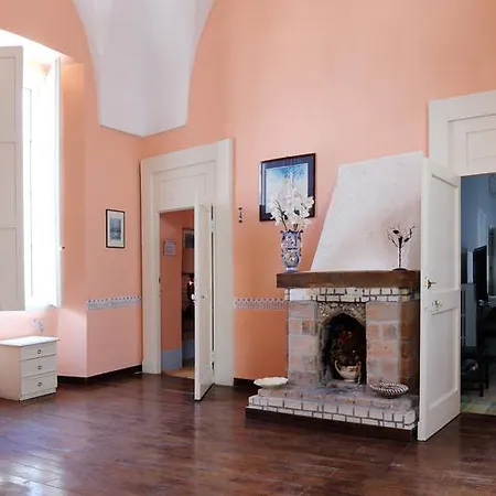 Dimora Muzio And Restaurant לינה וארוחת בוקר 3*