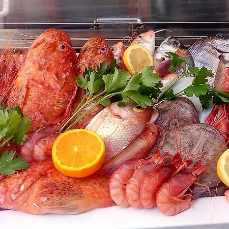 فندق مبيت وإفطار Dimora Muzio And Restaurant 3*