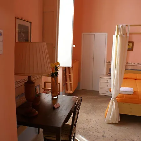 Dimora Muzio And Restaurant לינה וארוחת בוקר 3*