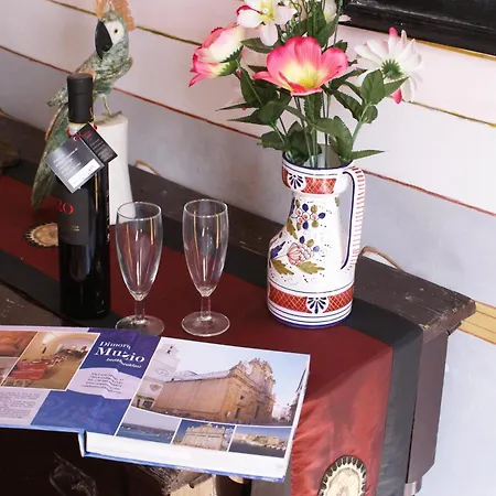 לינה וארוחת בוקר Dimora Muzio And Restaurant גאליפולי