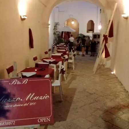 לינה וארוחת בוקר Dimora Muzio And Restaurant