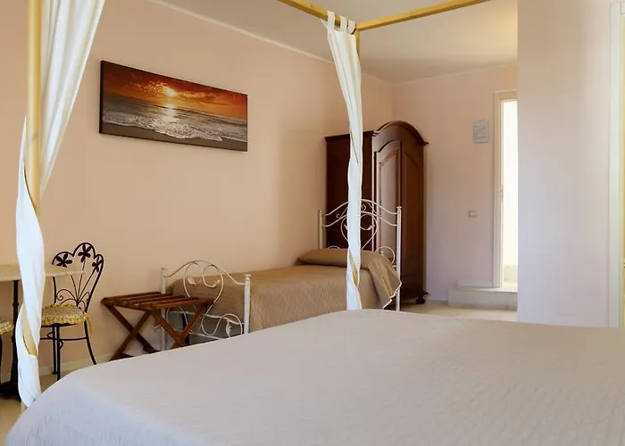 Bed & Breakfast Dimora Muzio And Restaurant Gallipoli